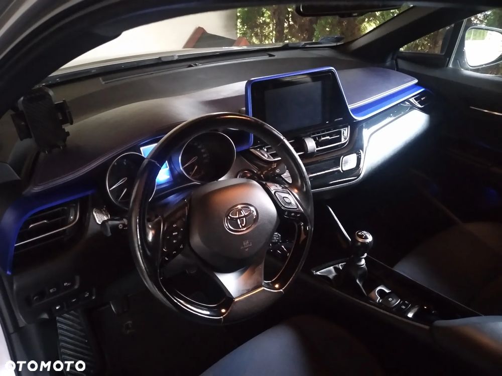 Toyota C-HR 1.2 T Dynamic - 3