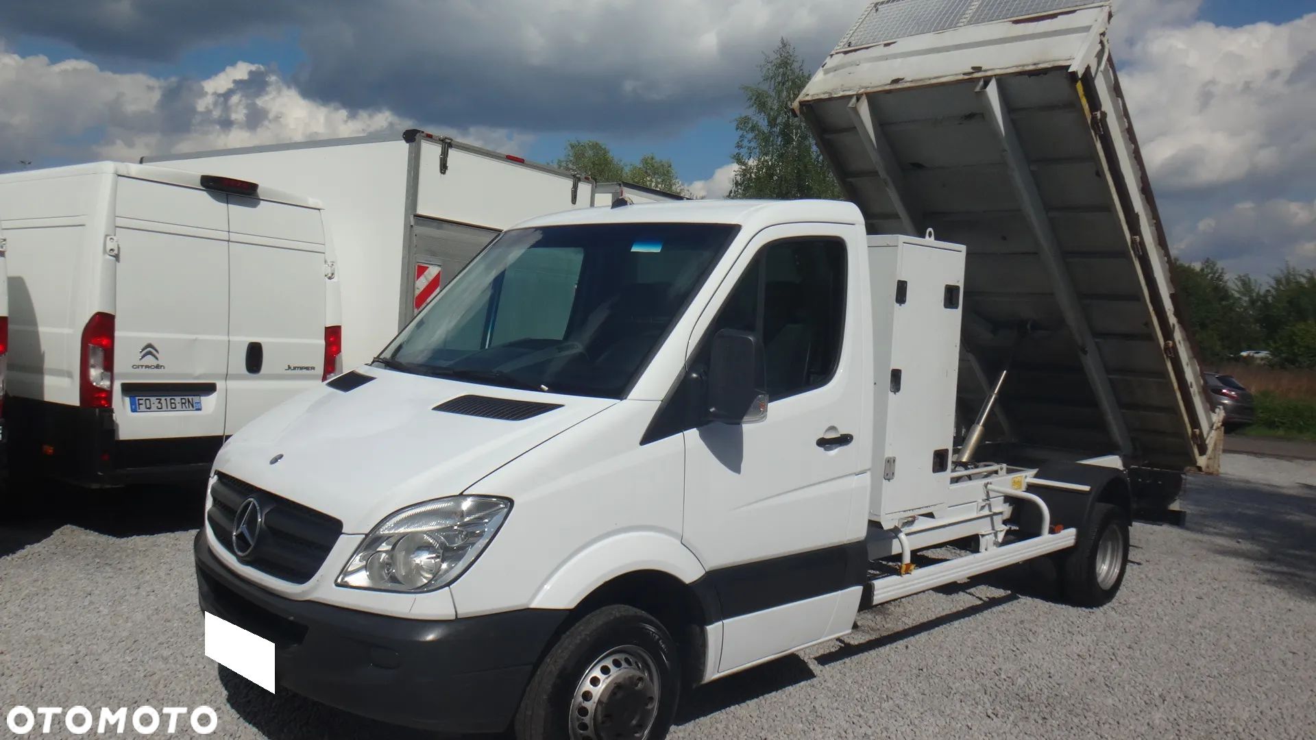 Mercedes-Benz Sprinter - 1