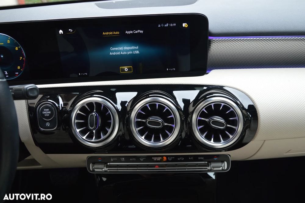 Mercedes-Benz A 180 Sedan 7G-DCT Lim. Special Edition - 21