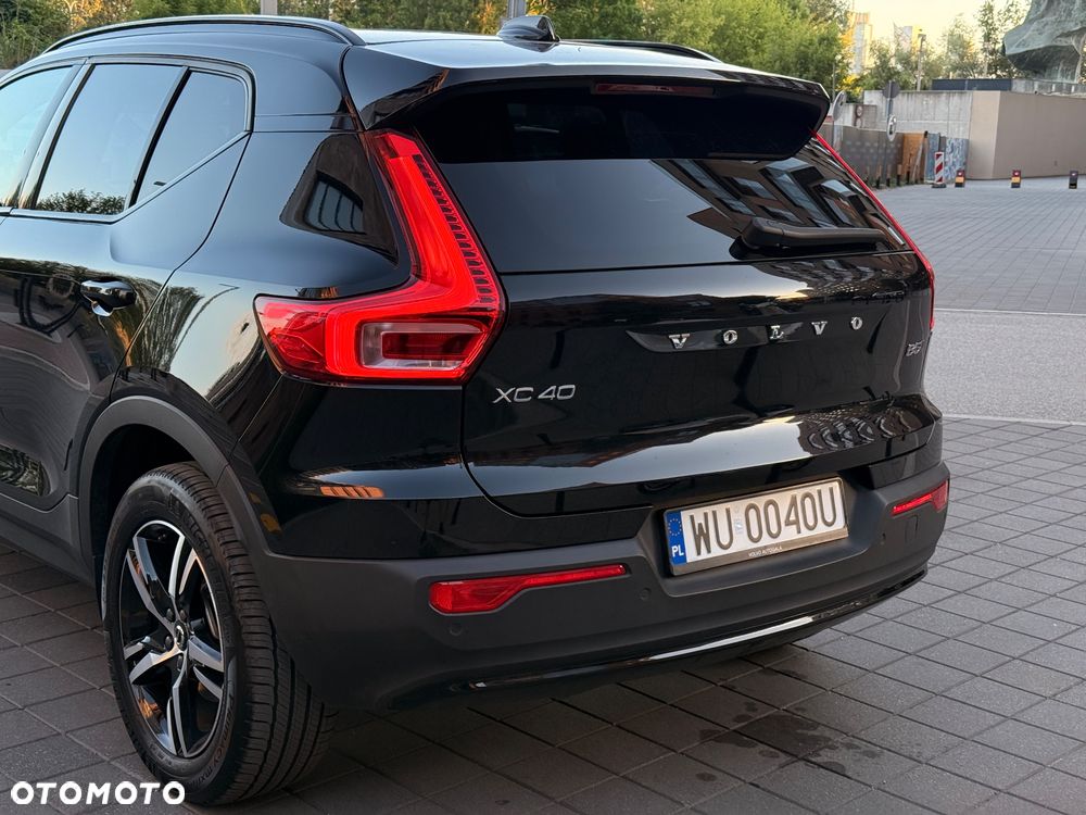 Volvo XC 40 B5 B AWD Momentum Pro - 8