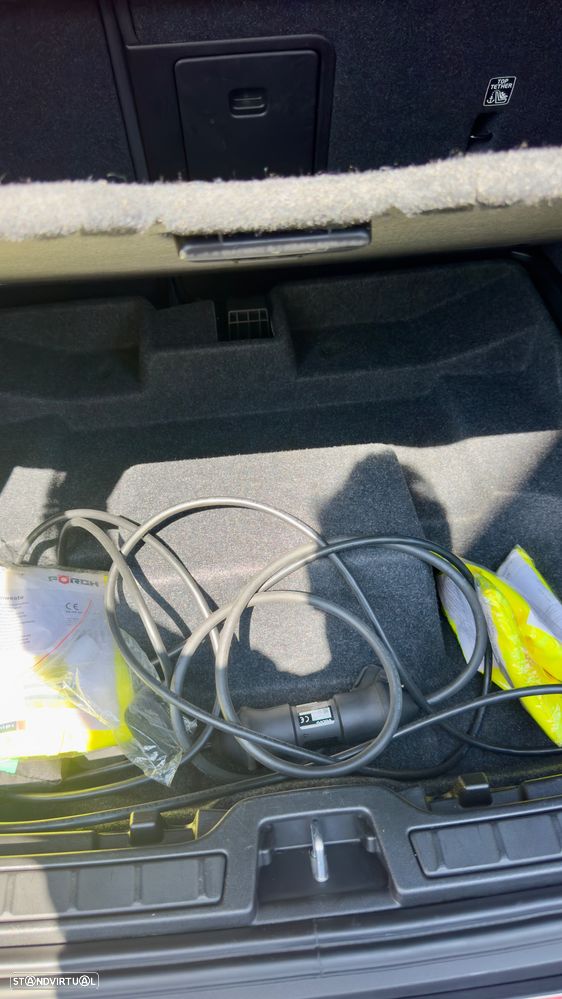 Volvo XC 40 T4 Recharge DKG Essential - 24