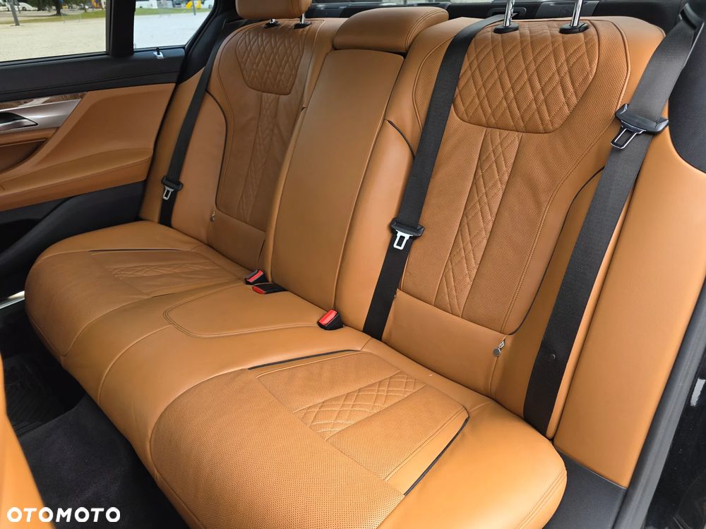 BMW Seria 7 750Li Edition Exclusive - 20