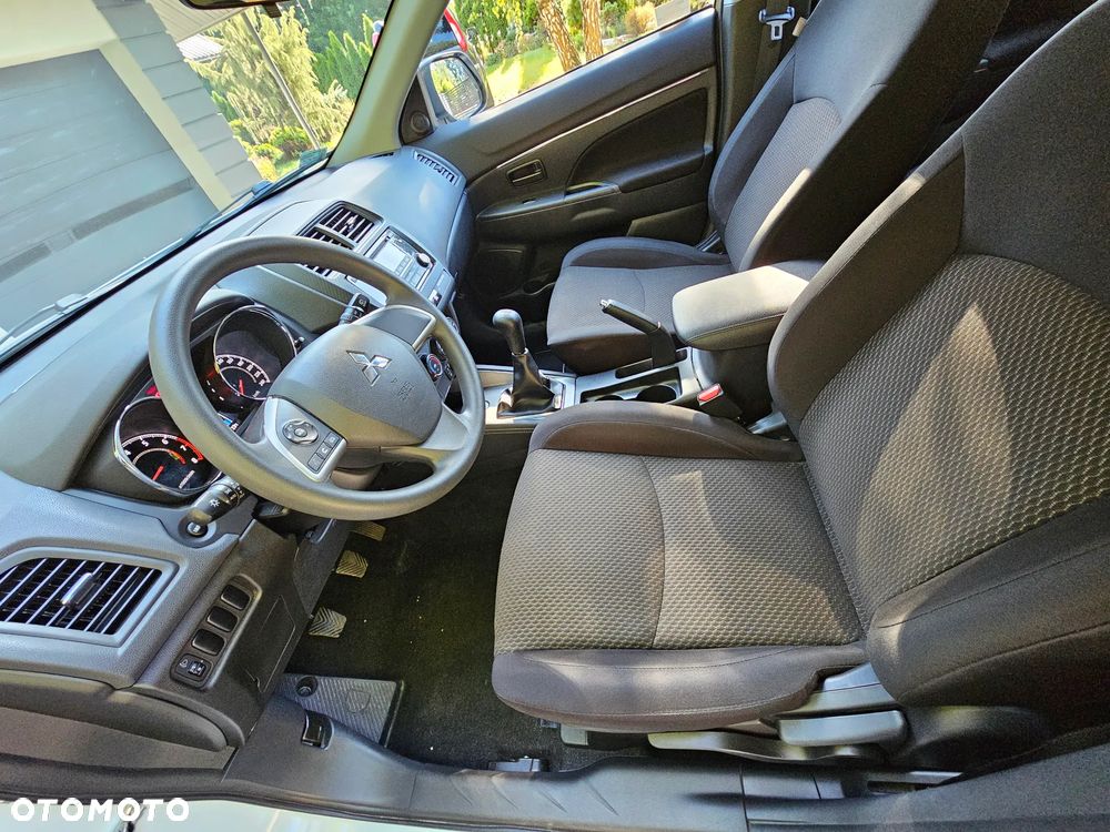 Mitsubishi ASX 2.0 Inform - 15