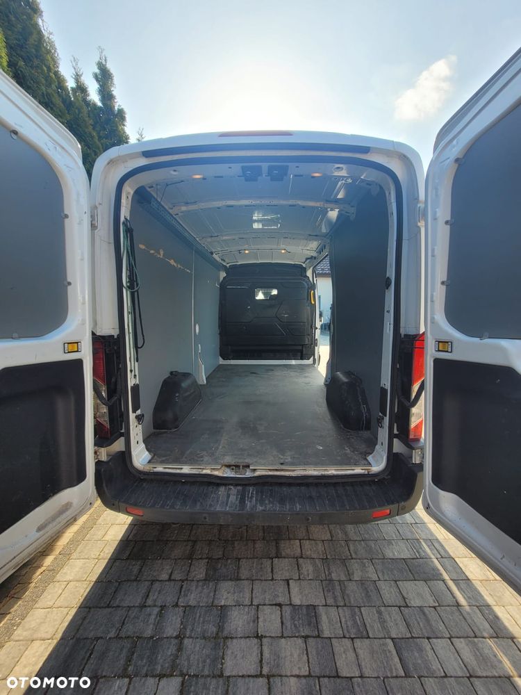 Ford Transit - 21