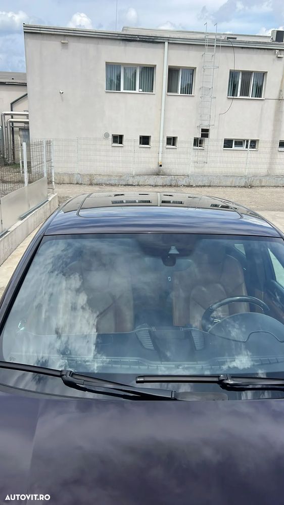 Porsche Cayenne 3.0 L - 5