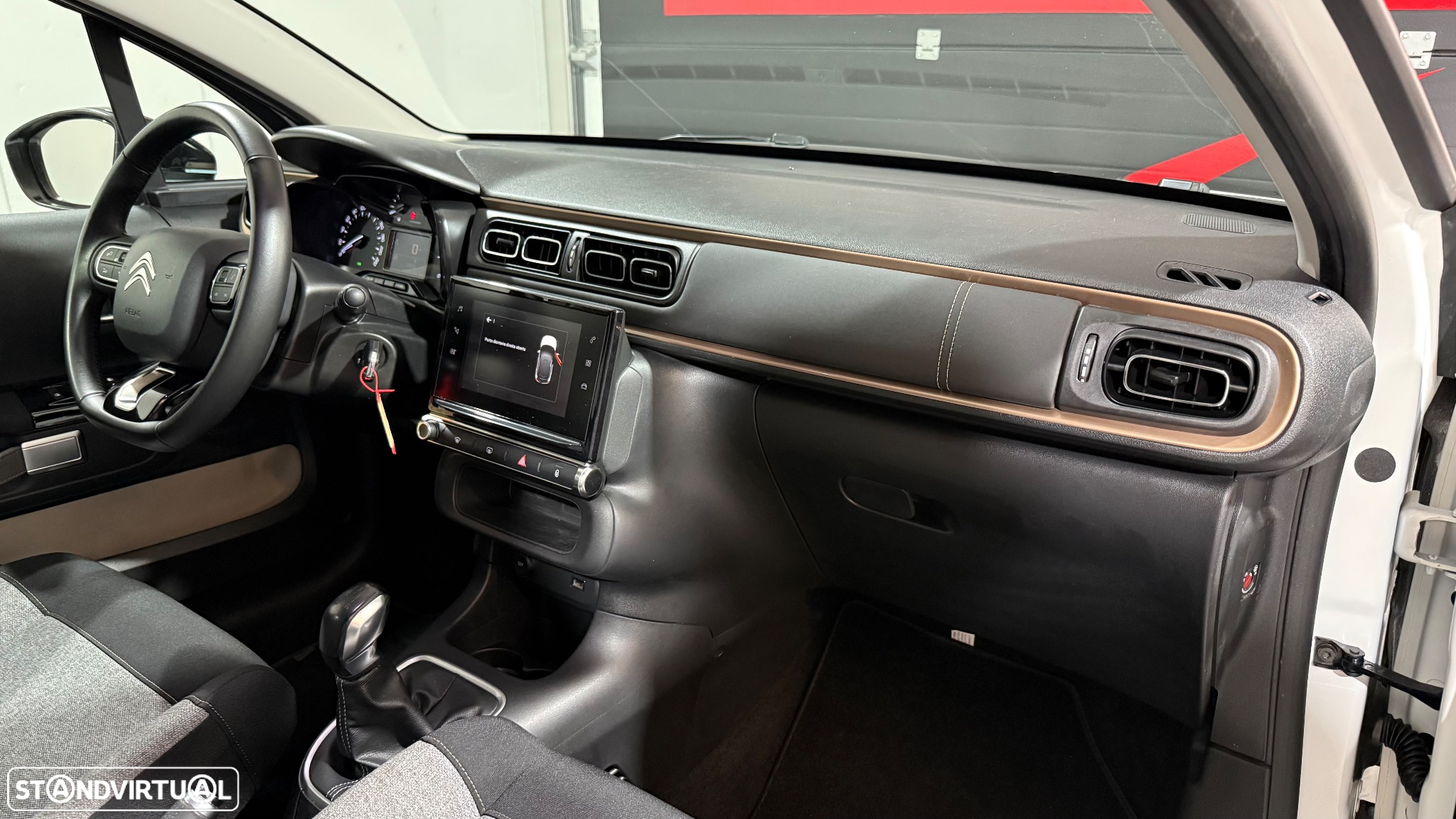 Citroën C3 1.2 PureTech Origins - 14