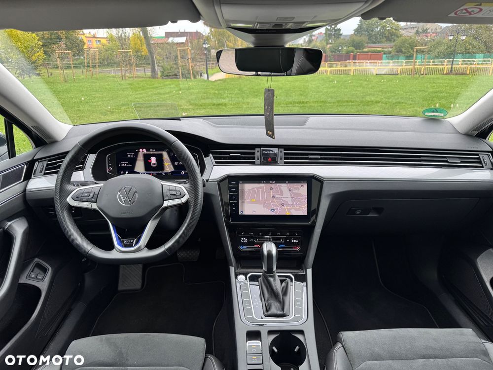 Volkswagen Passat Variant 1.5 e-Hybrid OPF DSG Business - 20