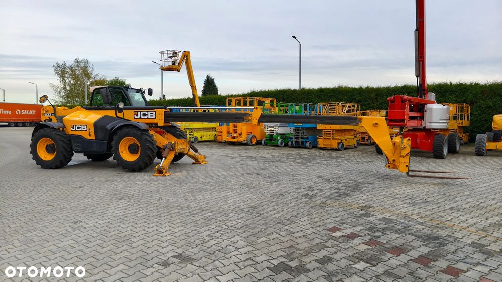 JCB 533 - 105 - 25