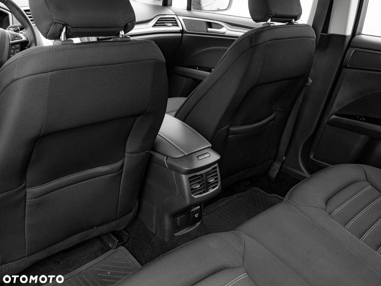 Ford Mondeo 2.0 EcoBlue Trend - 25