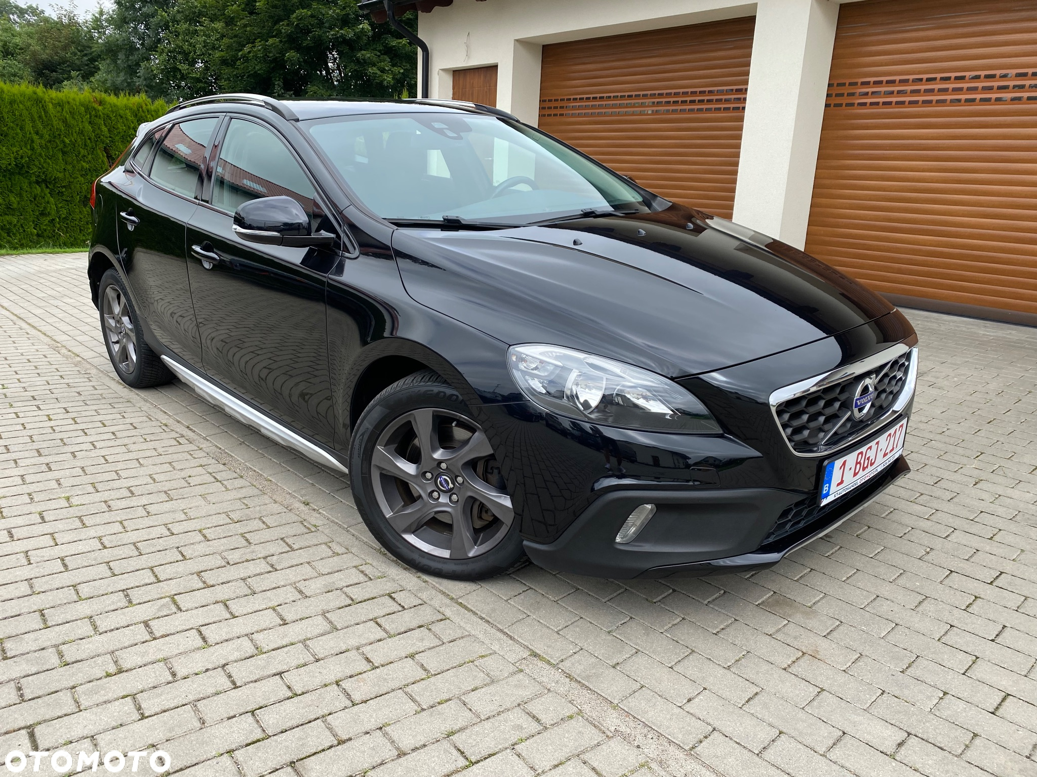 Volvo V40 Cross Country D3 Momentum - 24