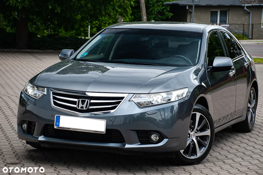 Honda Accord 2.0 Executive - 12