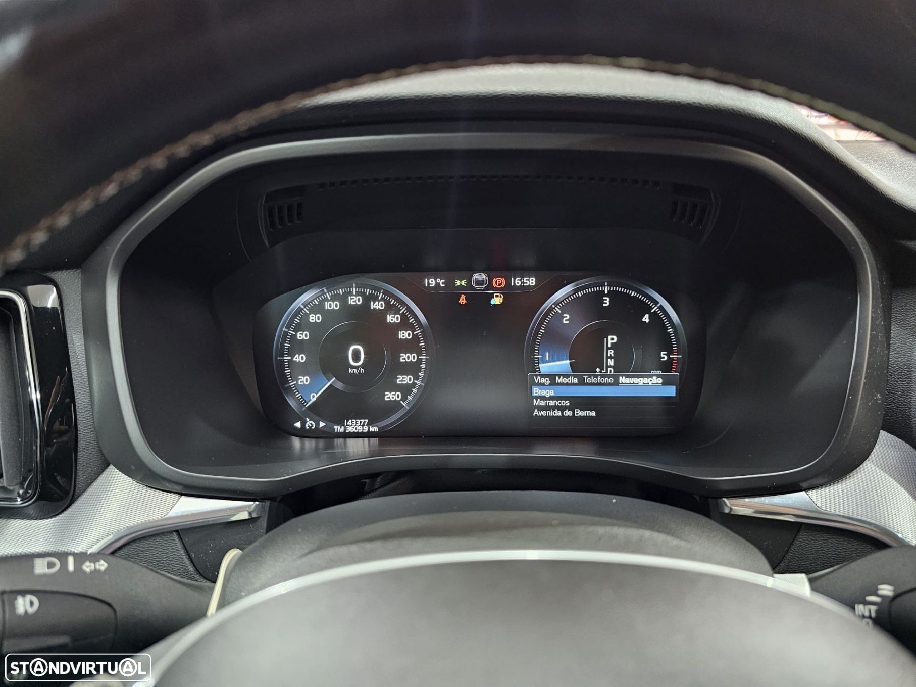 Volvo XC 60 2.0 D4 R-Design Geartronic - 20