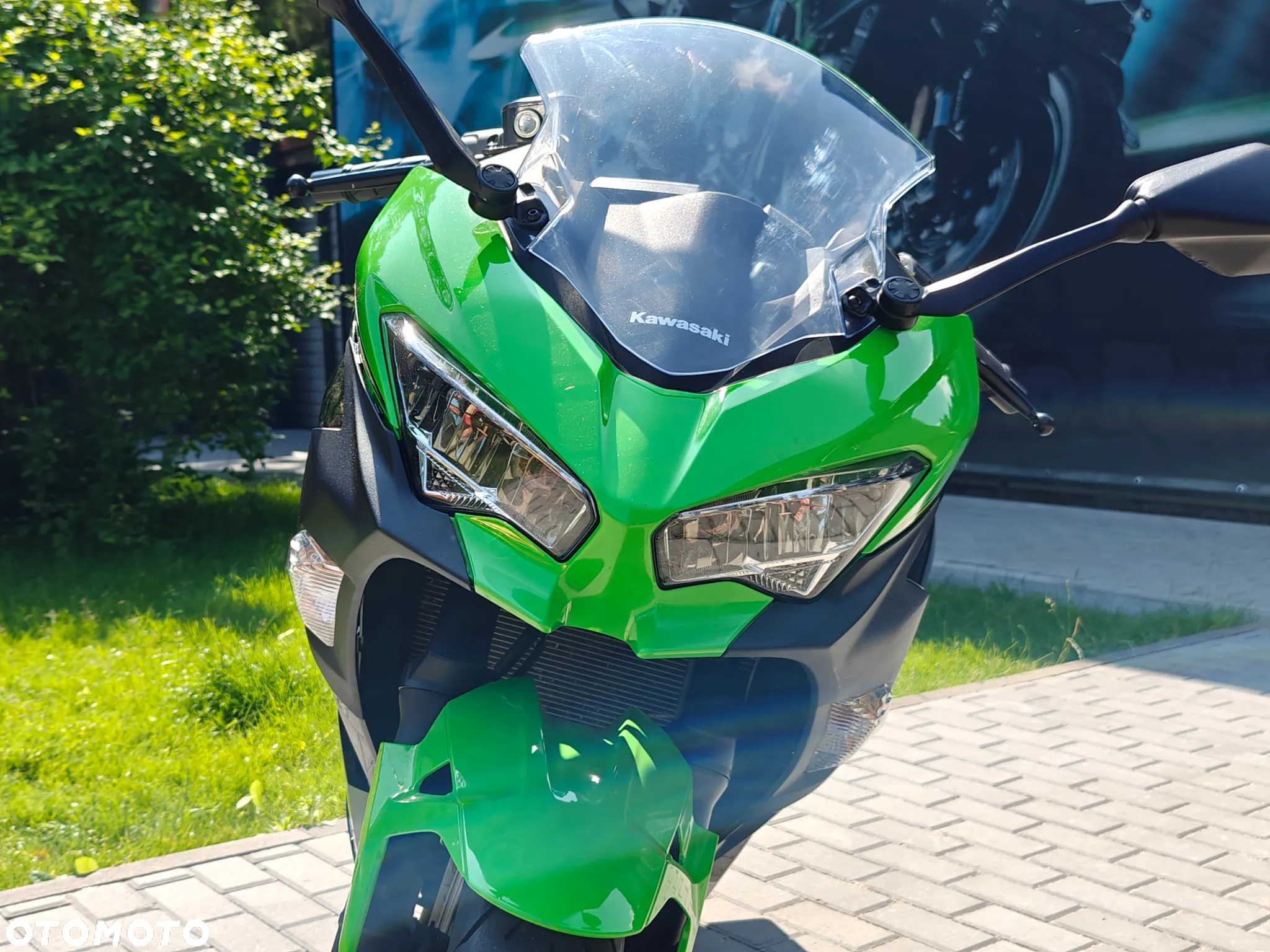 Kawasaki Ninja 400 - 4