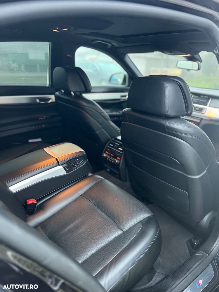 BMW Seria 7 740d xDrive - 9