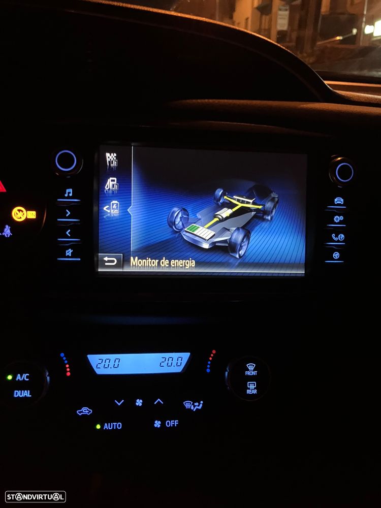 Toyota Yaris - 10
