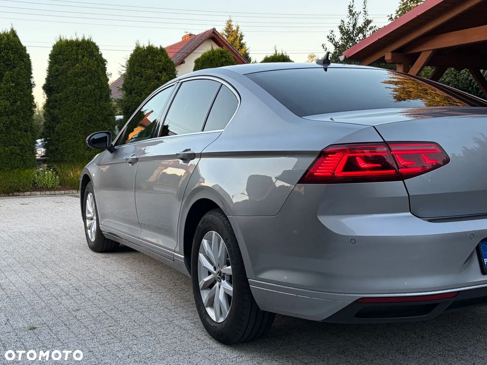Volkswagen Passat 2.0 TDI EVO Business - 7