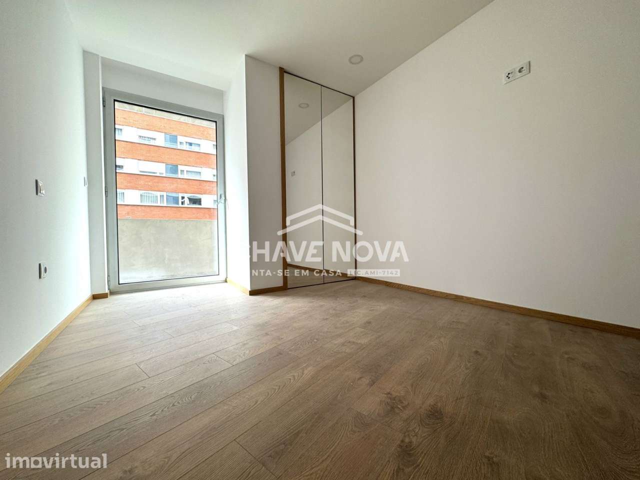Apartamentos T2 novo c/2 lugares de garagem no Porto (Bessa/Boavista) - Grande imagem: 2/44