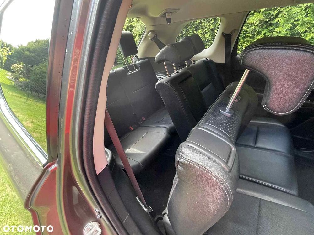 Mitsubishi Outlander 2.0 Instyle Navi 4WD CVT - 15