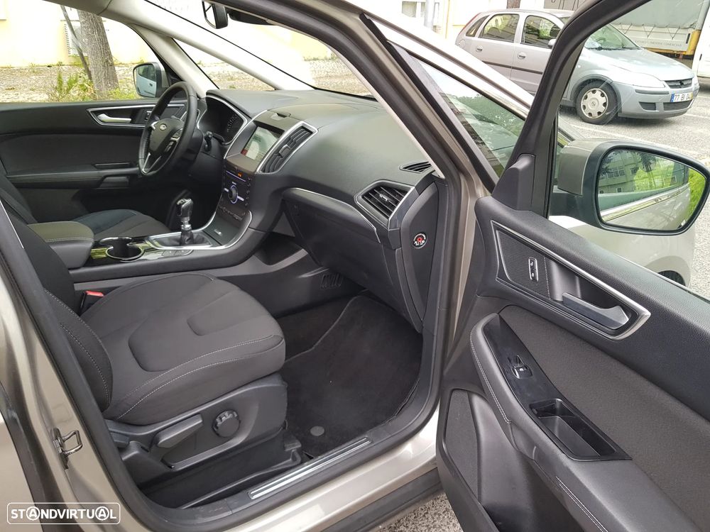 Ford S-Max 2.0 TDCi Titanium - 33