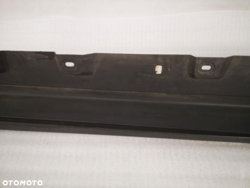 BMW F10 10- LEWA LISTWA PROGOWA / NAKŁADKA PROGU NR AUKCJI PR/22 - 13