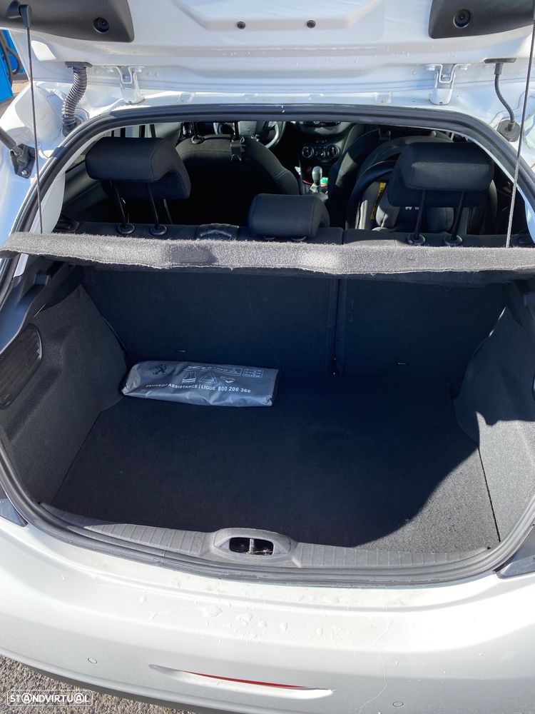 Peugeot 208 1.6 BlueHDi Style - 10