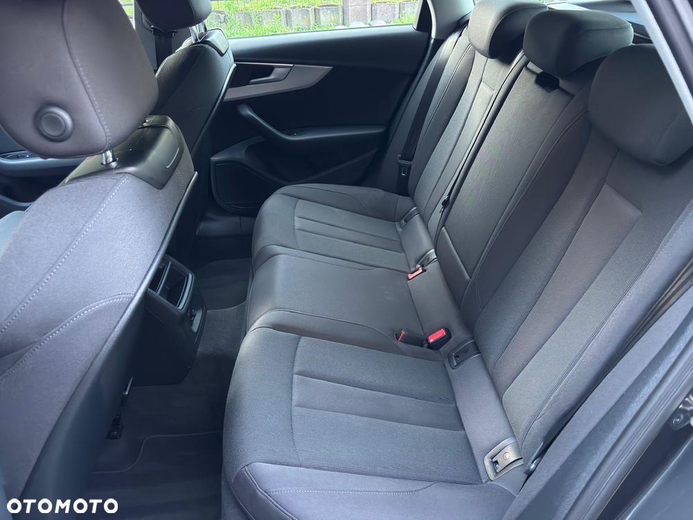 Audi A4 Avant 30 TDI S tronic advanced - 38