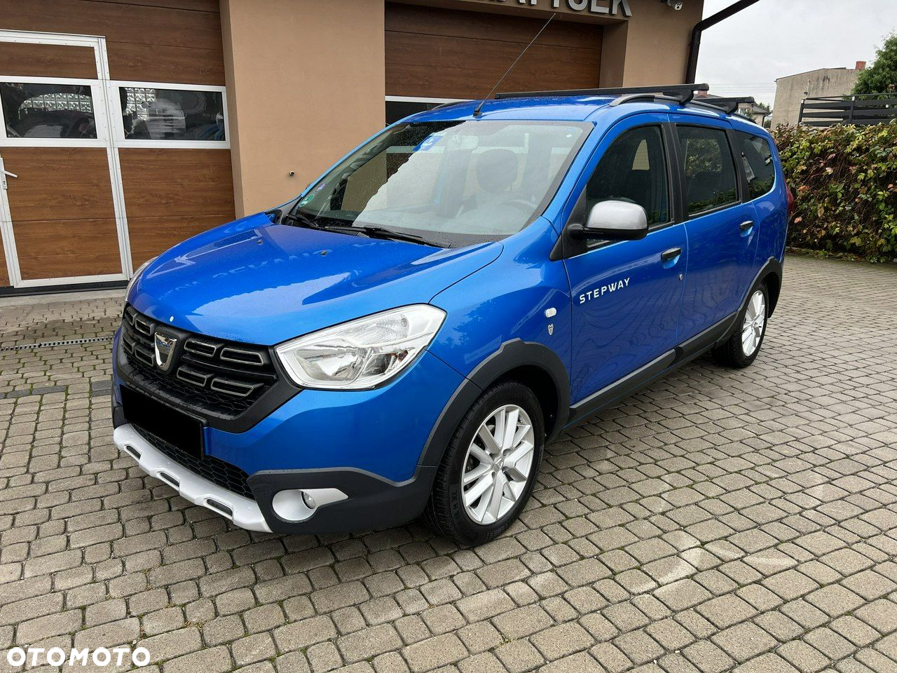 Dacia Lodgy 1.6 SCe Stepway S&S - 9