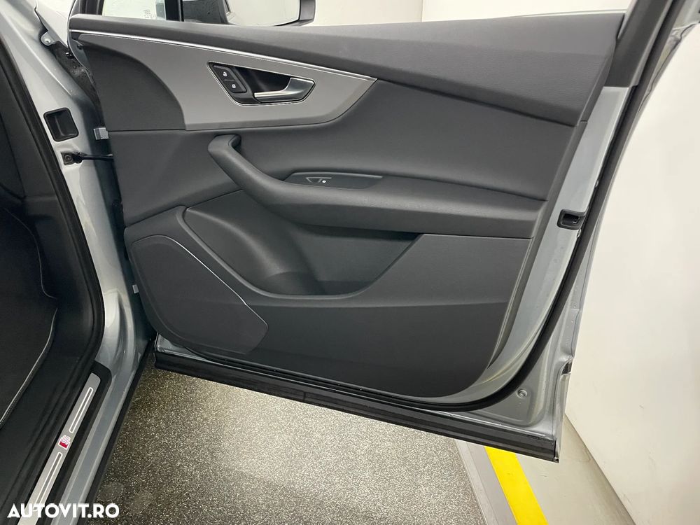 Audi Q7 50 TDI quattro Tiptronic MHEV S Line - 14