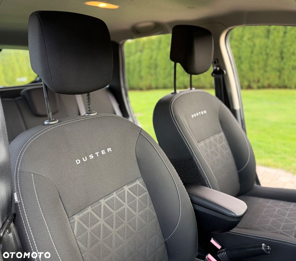 Dacia Duster 1.2 TCe Celebration - 35