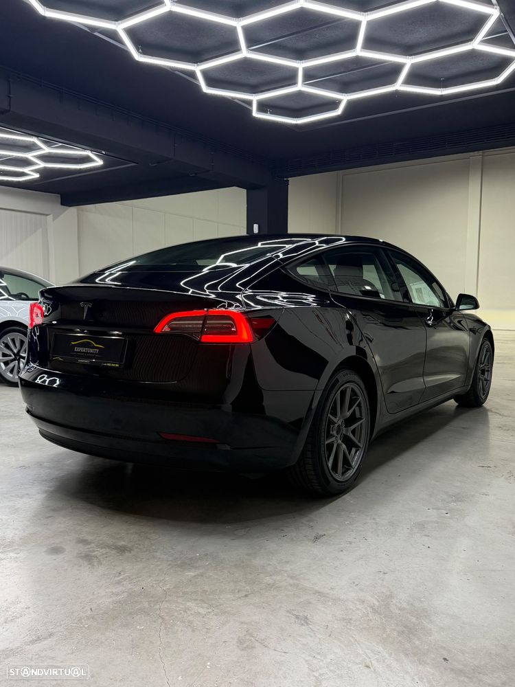 Tesla Model 3 Standard Range Plus RWD - 4