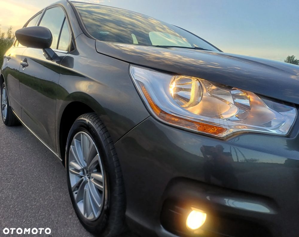 Citroën C4 VTi 120 Exclusive - 12