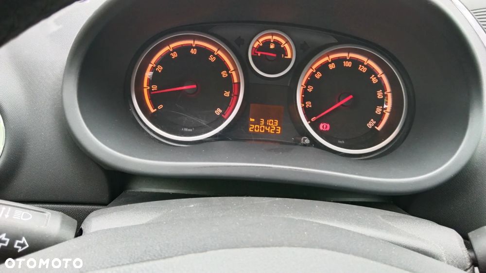 Opel Corsa 1.4 16V - 7