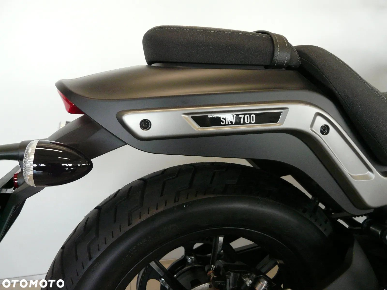 QJMOTOR SRV 700 - 11