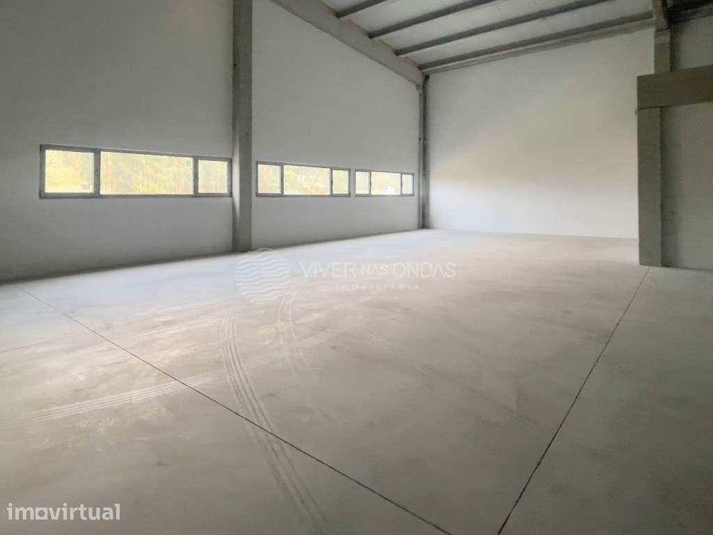 Armazém para venda em São Martinho - Santo Tirso. - Grande imagem: 4/22