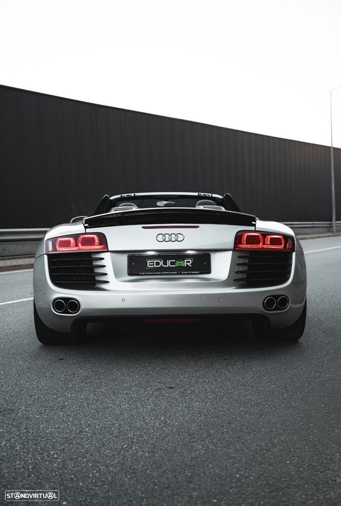 Audi R8 Spyder 4.2 FSI quattro R tronic - 39