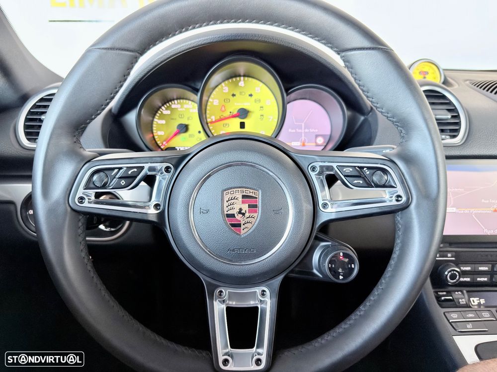 Porsche 718 Cayman 2.0 T - 17