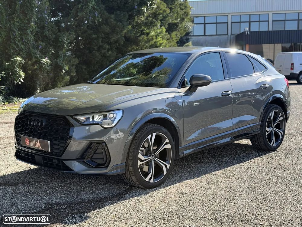 Audi Q3 Sportback 45 TFSIe S line S tronic - 1