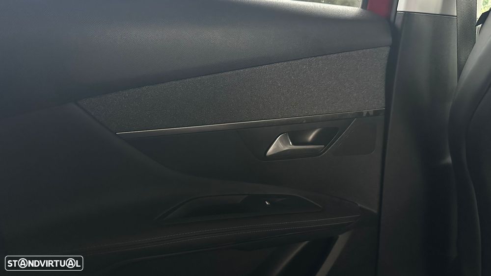 Peugeot 3008 PureTech 130 Stop & Start GPF EAT8 Allure Pack - 12