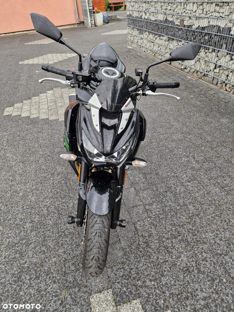 Kawasaki Z - 12