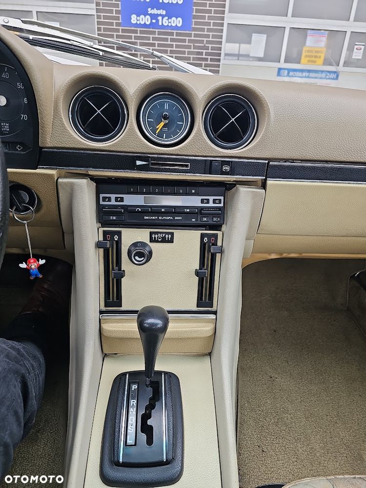 Mercedes-Benz SL - 14