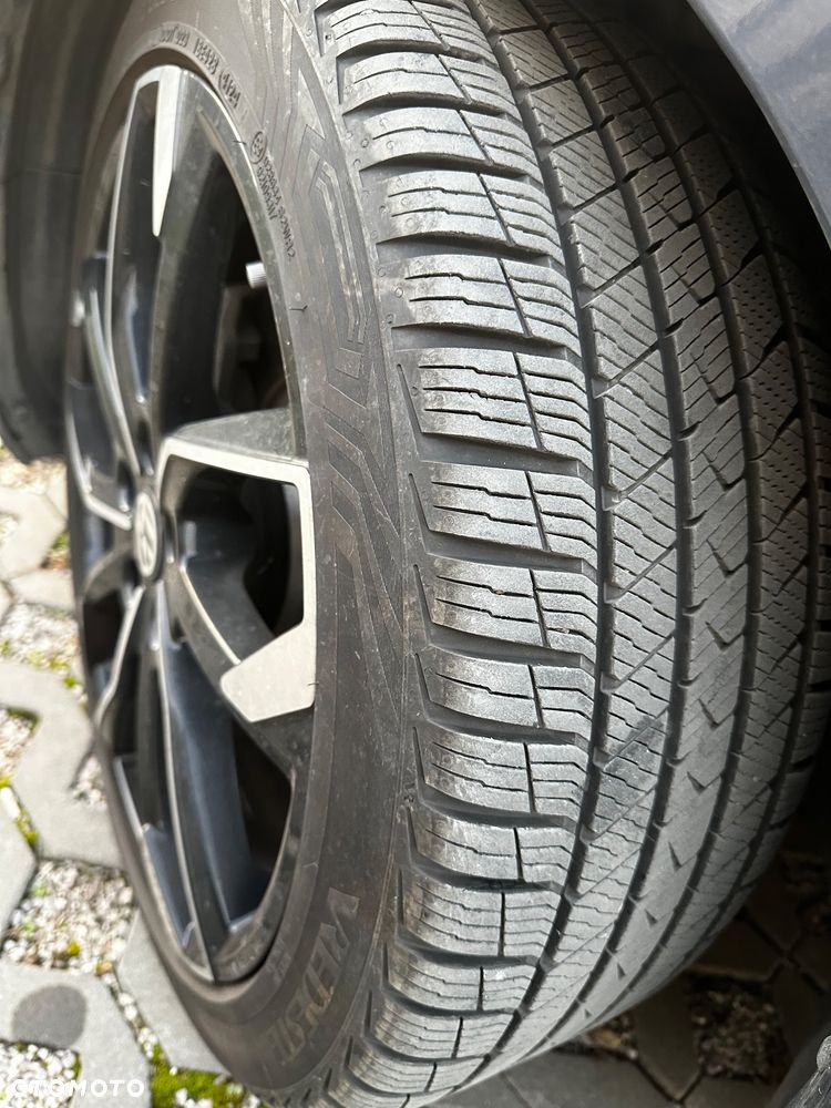 Volkswagen Passat - 9