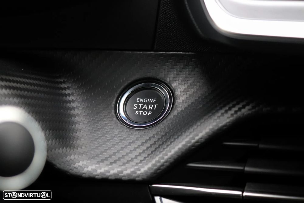 Peugeot e-2008 50 kWh GT - 13