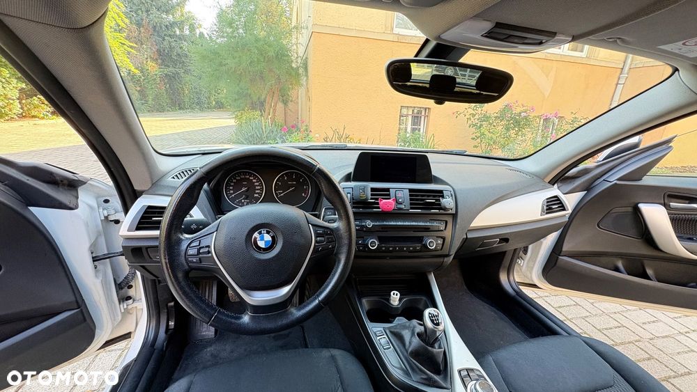 BMW Seria 1 - 12