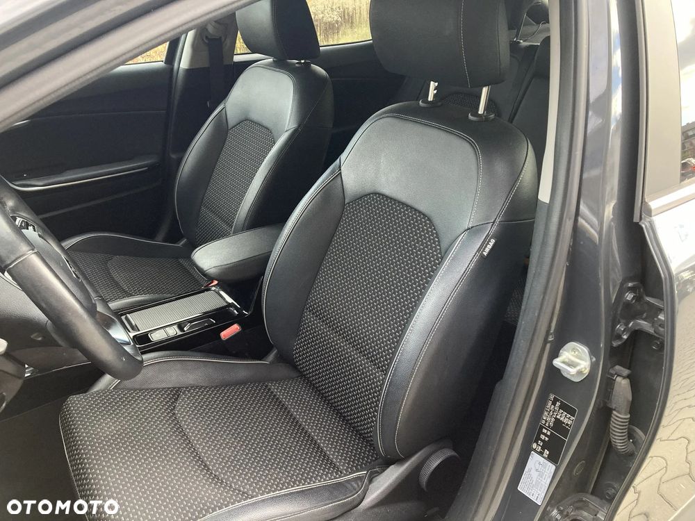 Kia XCeed 1.4 T-GDI L Business Line - 22