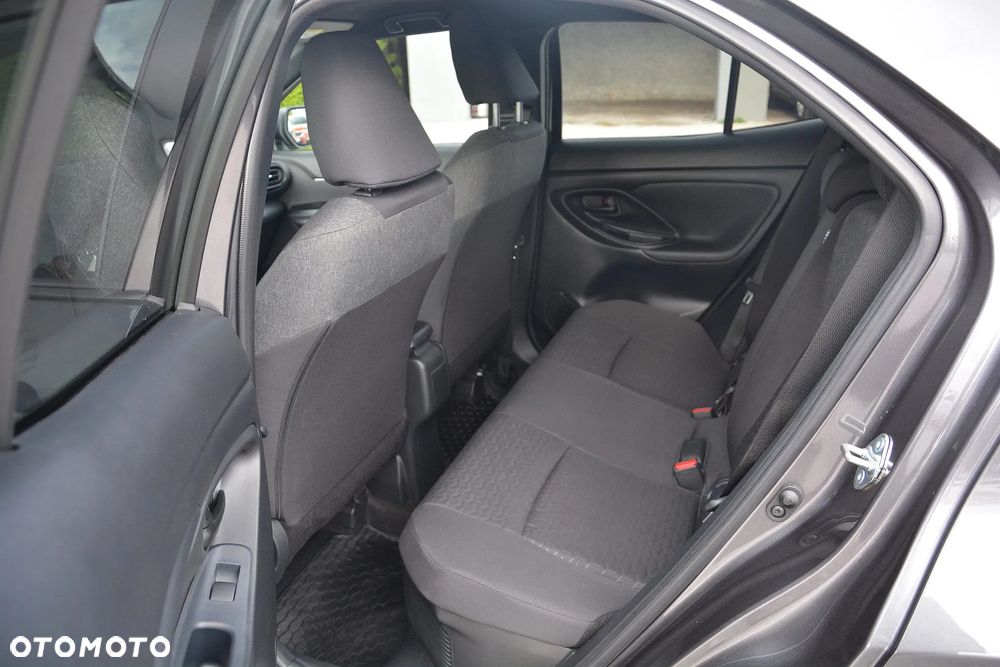 Toyota Yaris Cross - 12
