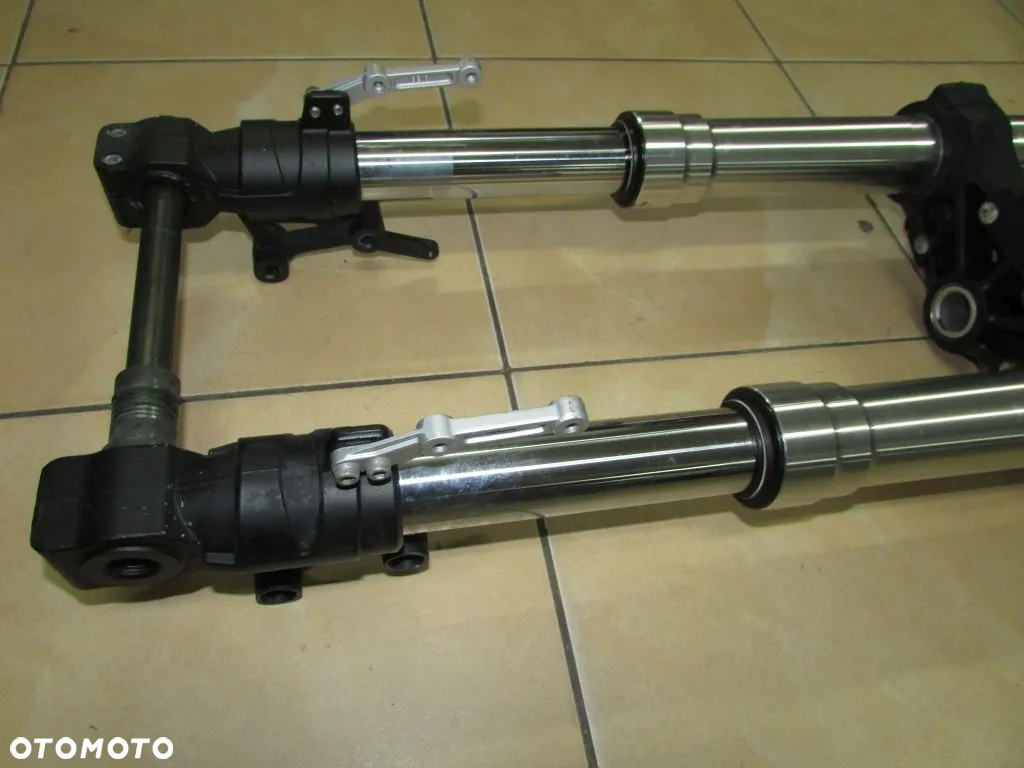 BENELLI BN 302 2018 ZAWIESZENIE LAGI PÓŁKI - 2