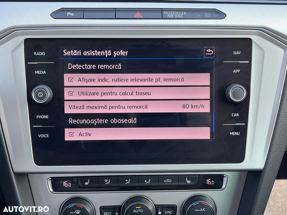 Volkswagen Passat - 30