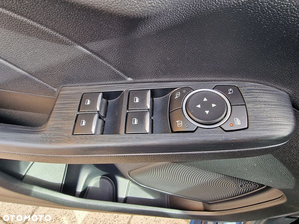 Ford Kuga 1.5 EcoBoost ST-LINE - 13