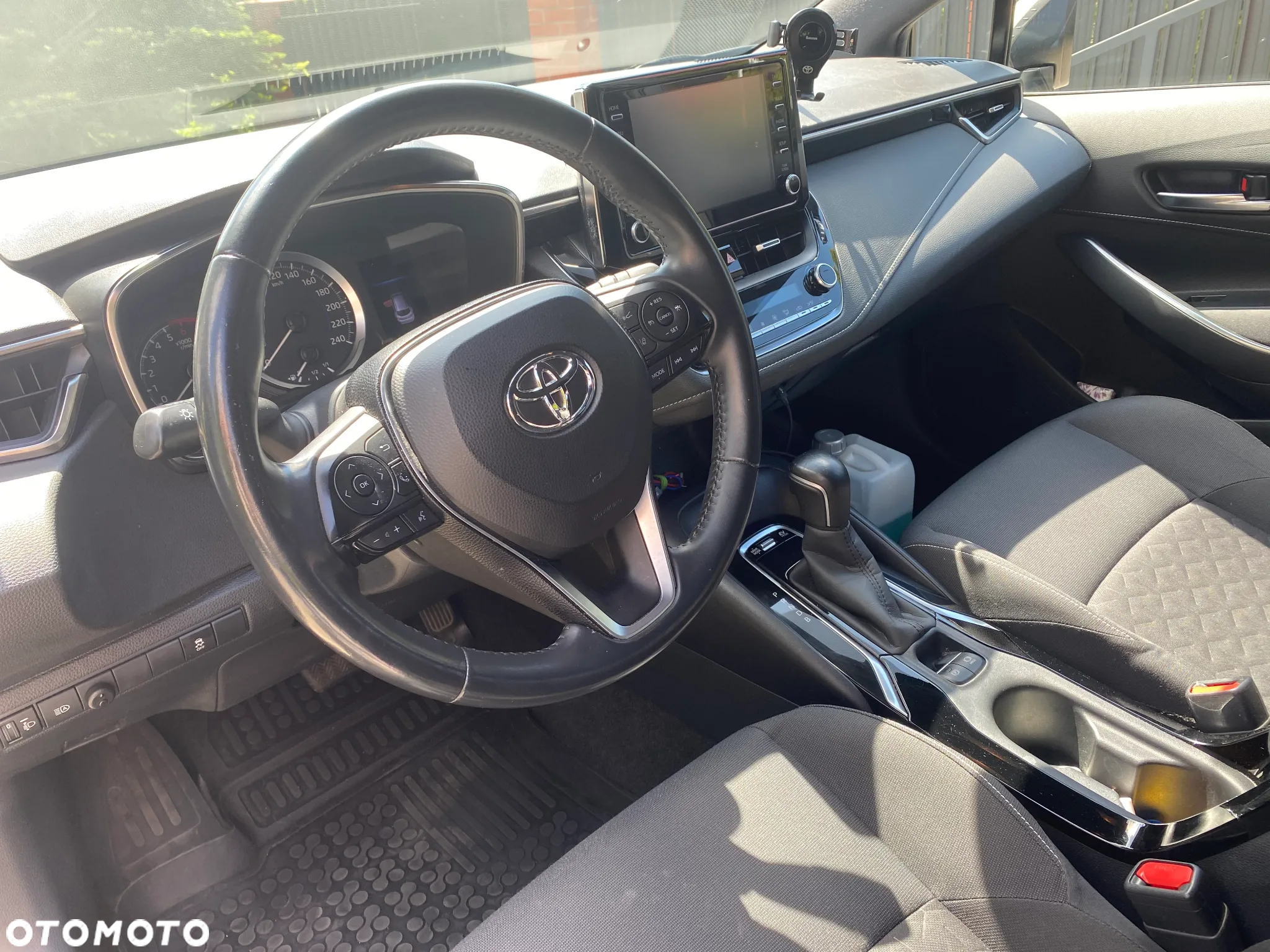 Toyota Corolla 1.8 Hybrid Comfort - 15