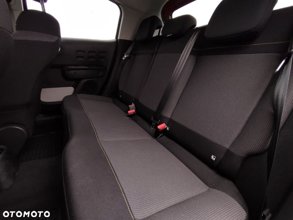 Citroën C3 1.2 PureTech Shine - 17